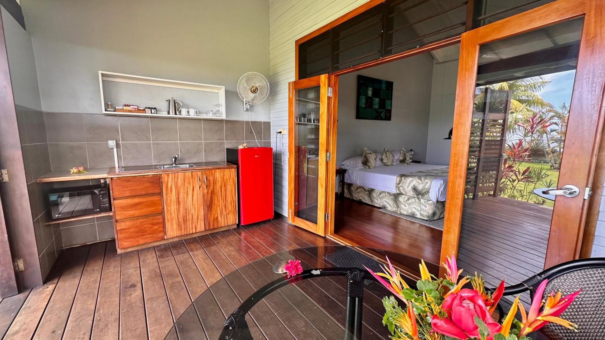 Aroha Taveuni Beachfront Bures Waiyevo Екстериор снимка
